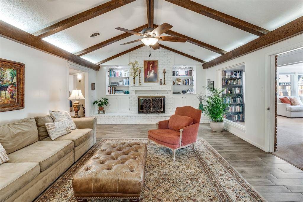 1710 N Dickerson, Pantego, TX 76013