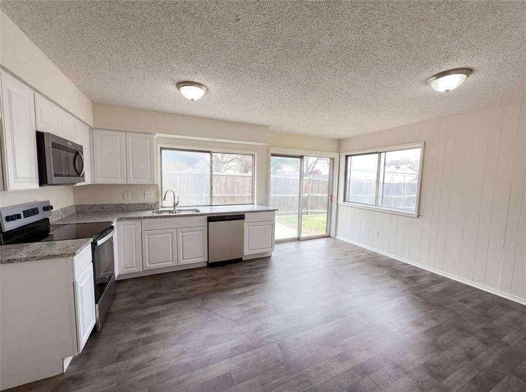 606 Via Corona, Mesquite, TX 75150