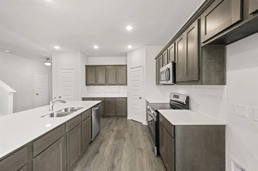 402 Saddle Lane, Denton, TX 76205