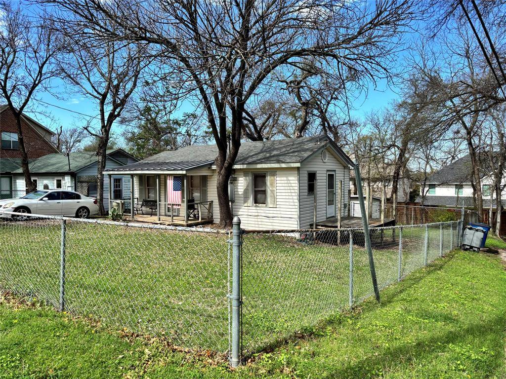 8043 Deer Trail Drive, Dallas, TX 75238