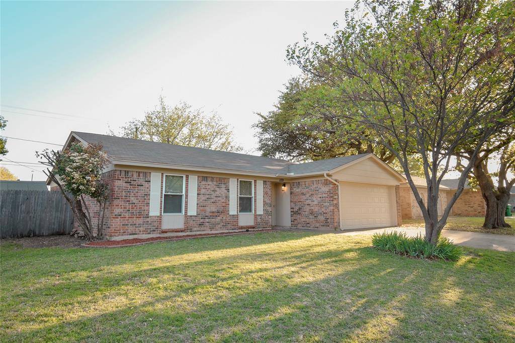 1121 Celeste Street, Crowley, TX 76036