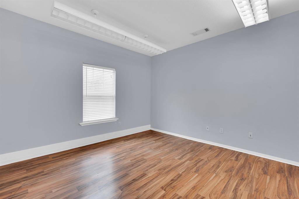 214 W Belt Line Road #B, Cedar Hill, TX 75104