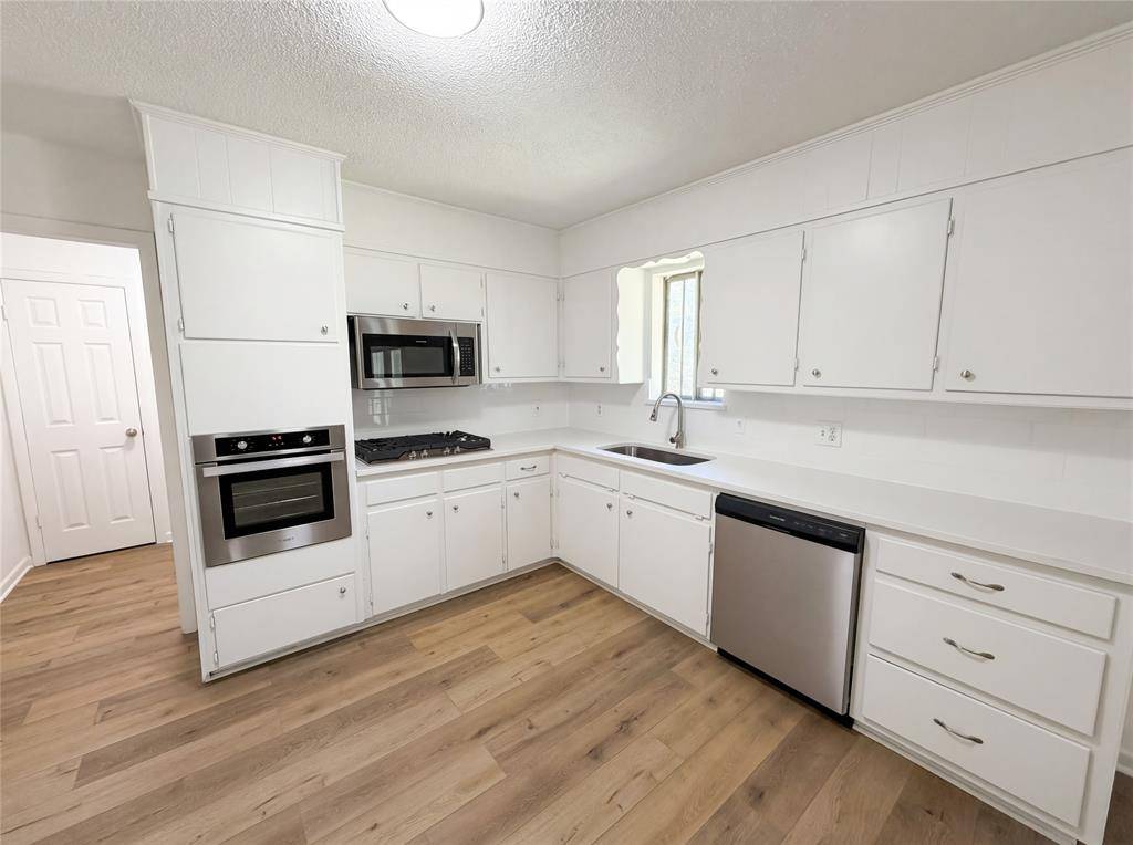 607 State Street, Weatherford, TX 76086