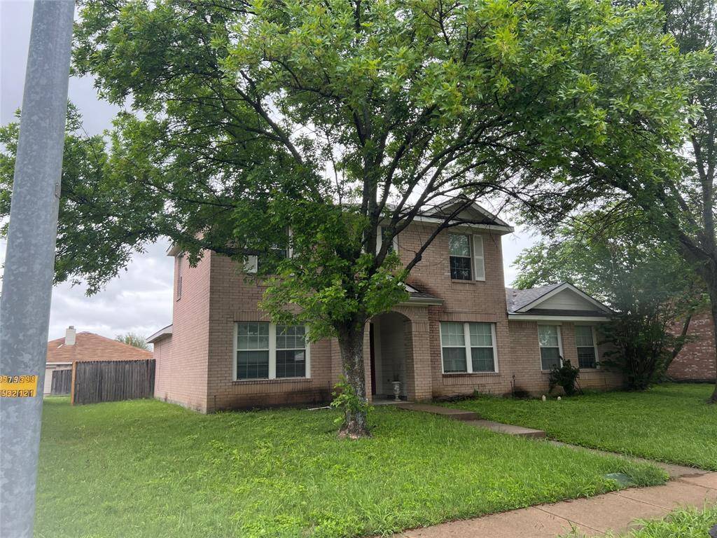 140 Rolling Hills Place, Lancaster, TX 75146