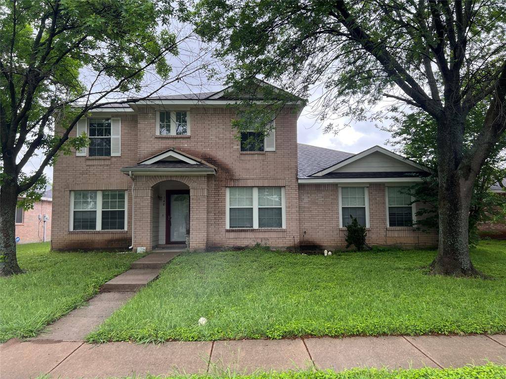 140 Rolling Hills Place, Lancaster, TX 75146