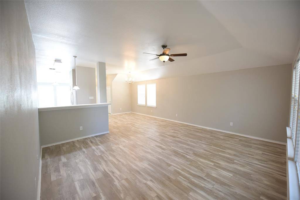 421 Stanley Falls Drive, Anna, TX 75409