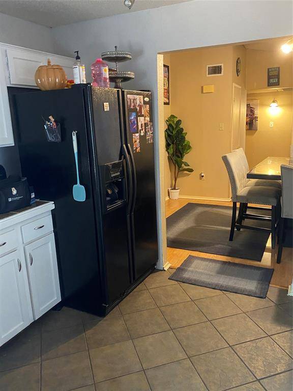 1433 Spring Willow Drive, Arlington, TX 76018