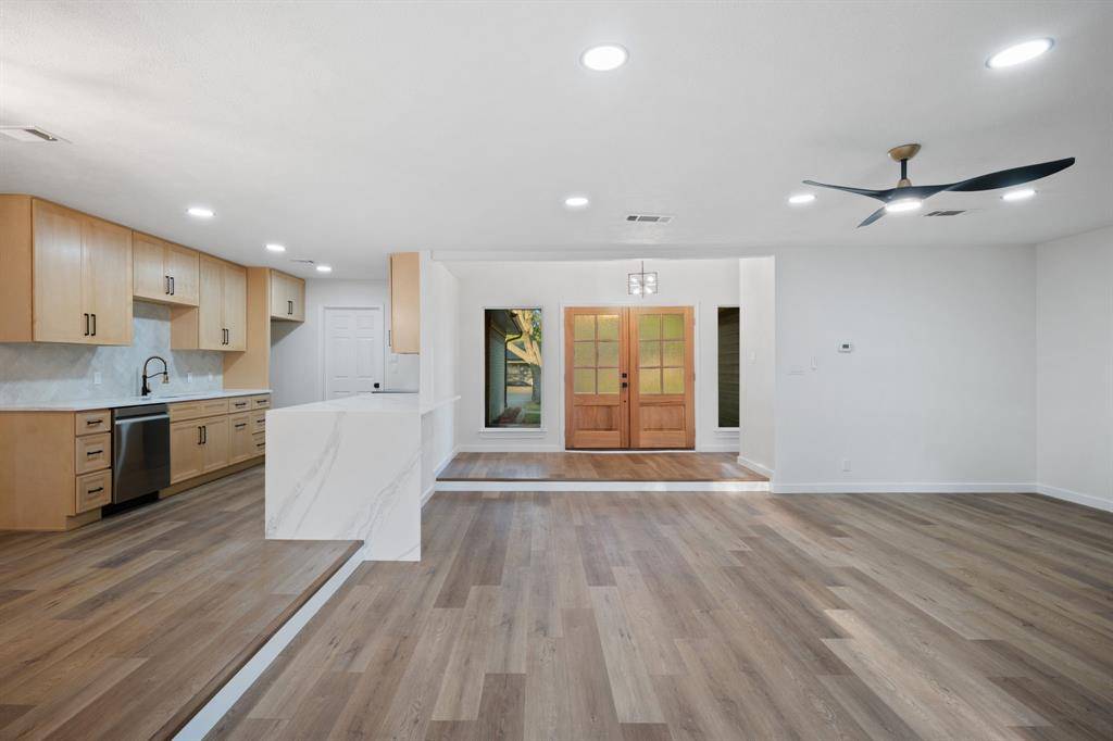 3621 Stephenson Drive, Bedford, TX 76021