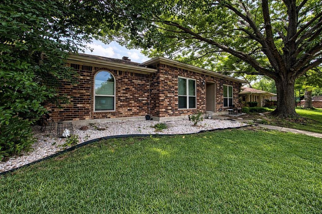 4905 Willowhaven Circle, Garland, TX 75043