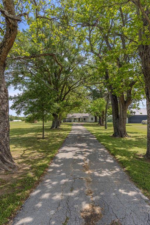 1100 Rs County Road 3150, Emory, TX 75440