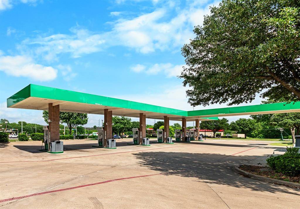 2002 Highway 66, Garland, TX 75040