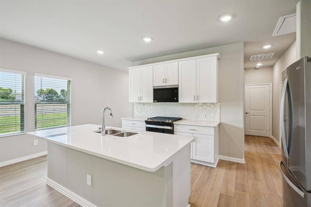 3604 Bridgeport Drive, Farmersville, TX 75442