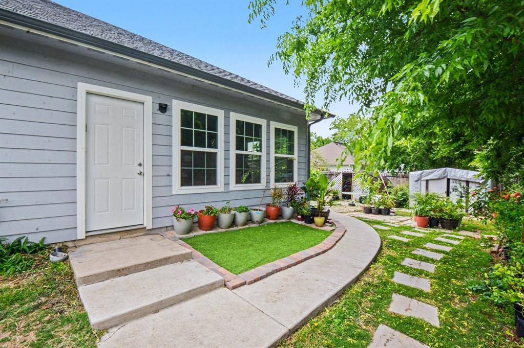 3405 4th Street, Greenville, TX 75401