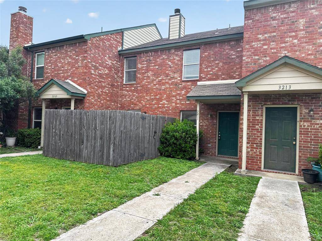 3211 Roundtree Lane, Garland, TX 75044