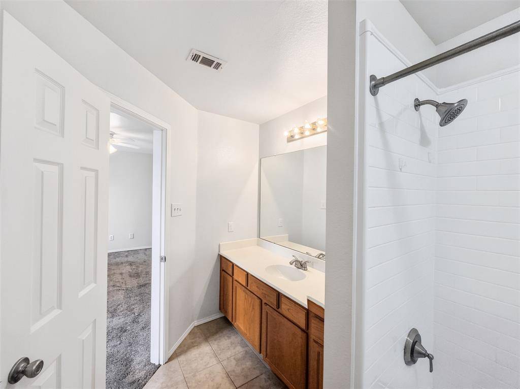 3211 Roundtree Lane, Garland, TX 75044