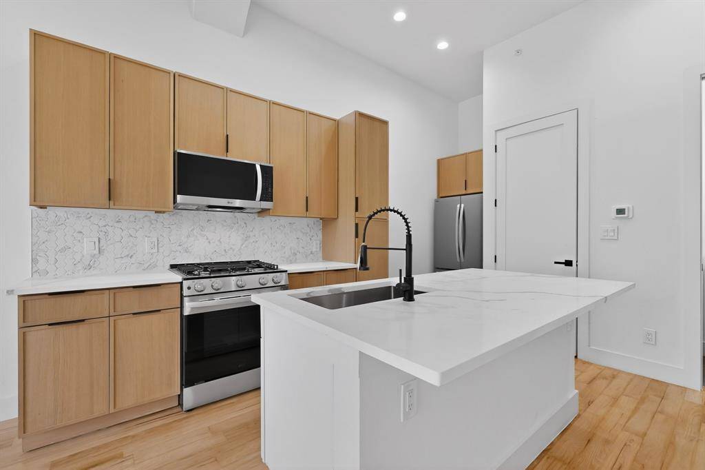 2080 Kelly Avenue #109, Dallas, TX 75215