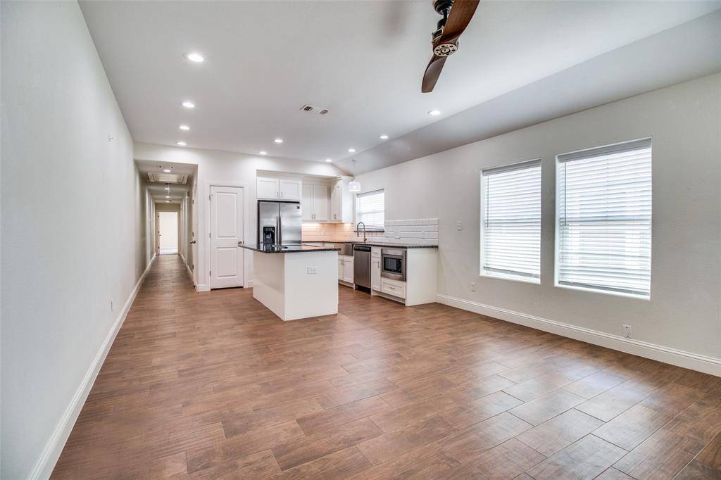 614 E College Street, Sherman, TX 75090