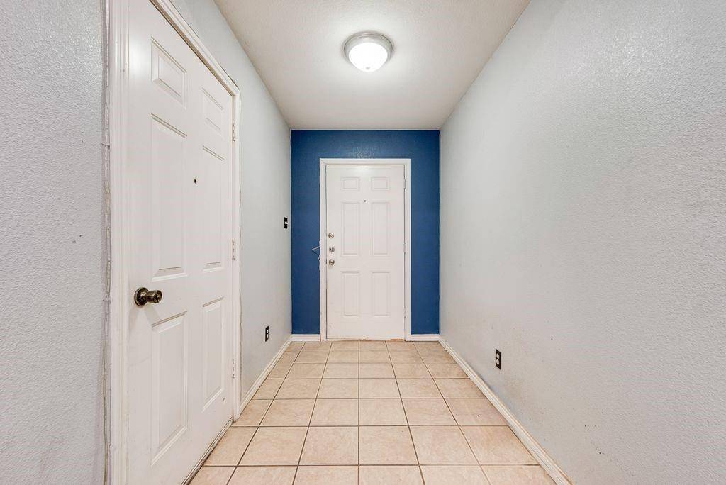 2408 Oak Dale Road, Dallas, TX 75241