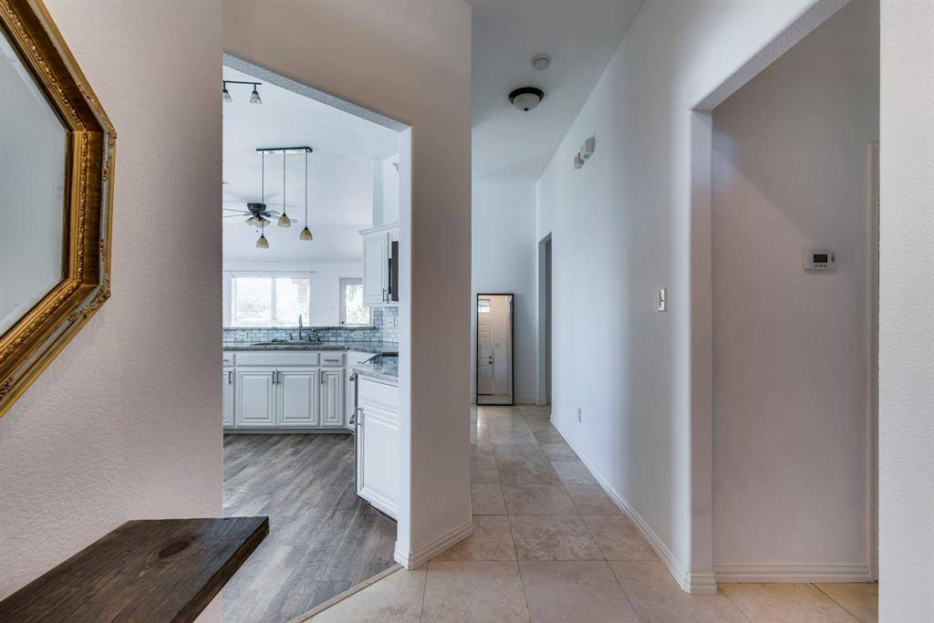 102 Canyon Court, Waxahachie, TX 75167