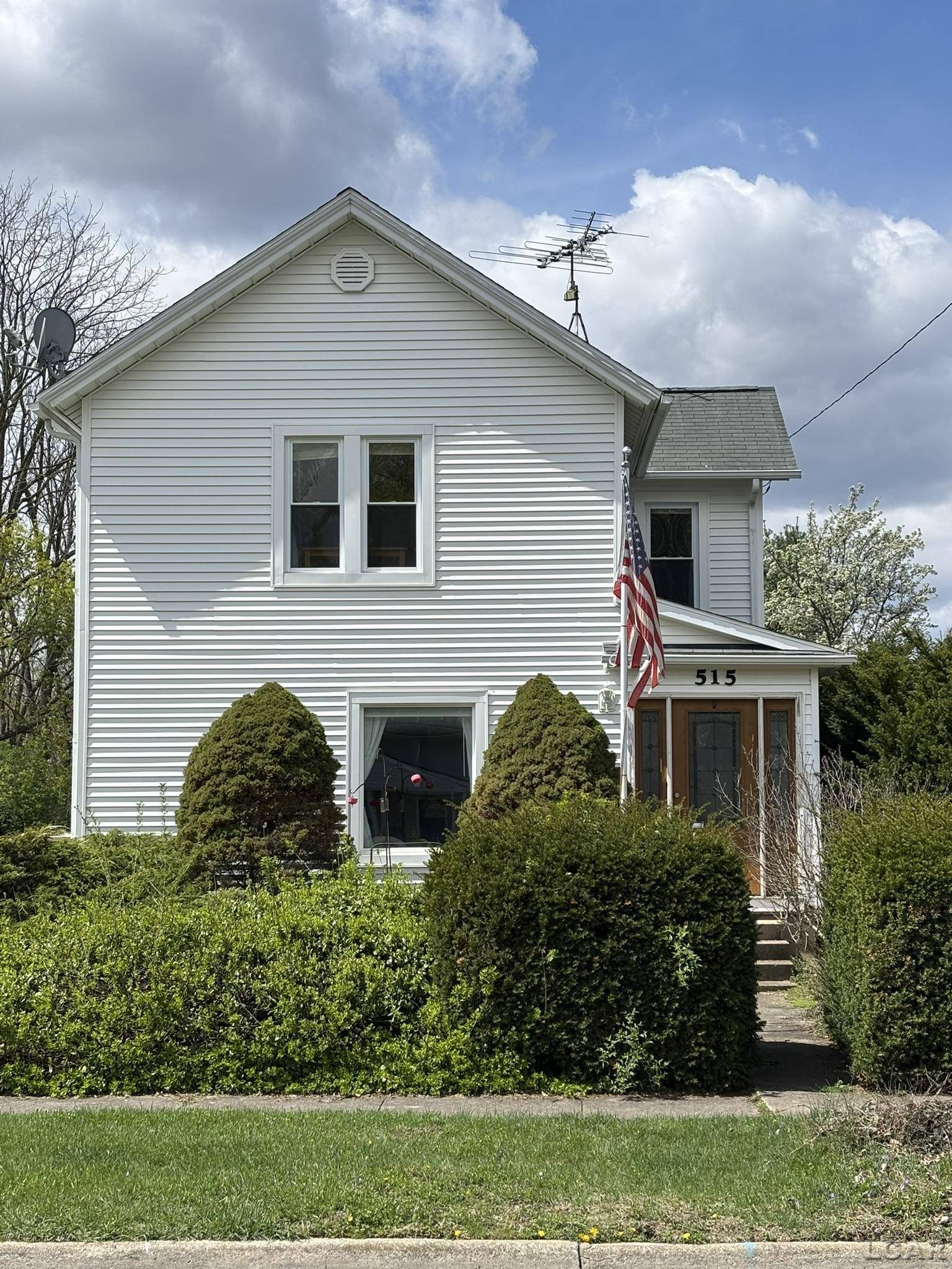 515 S Pearl ST, Tecumseh, MI 49286