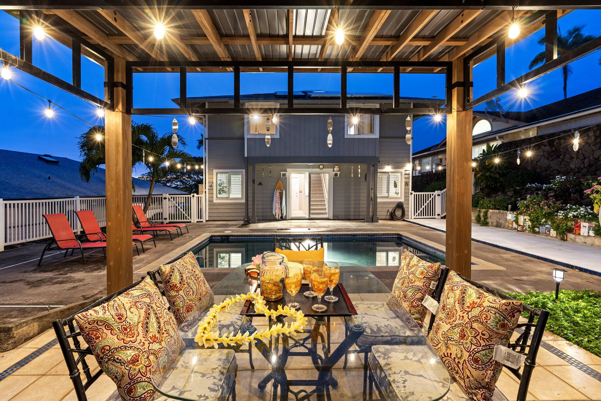 75-208 MALULANI DR, Kailua Kona, HI 96740