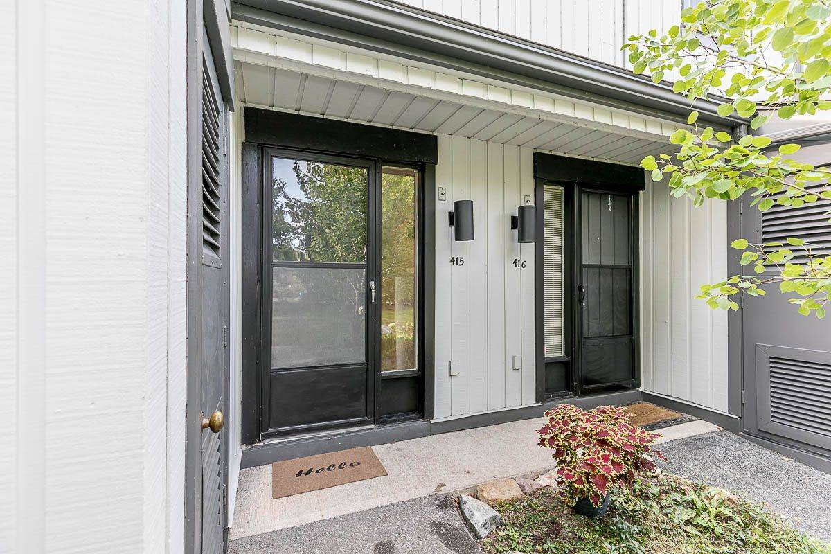 14 Dawson DR #415, Collingwood, ON L9Y 5B4