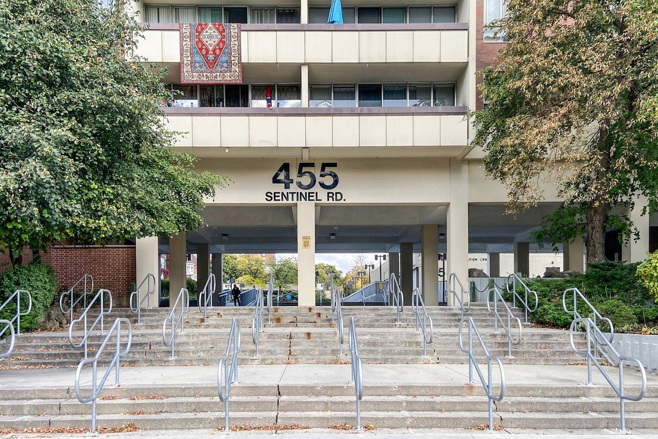 455 Sentinel RD #1410, Toronto W05, ON M3J 1V5