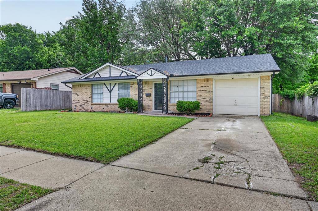 263 Merribrook Trail, Duncanville, TX 75116