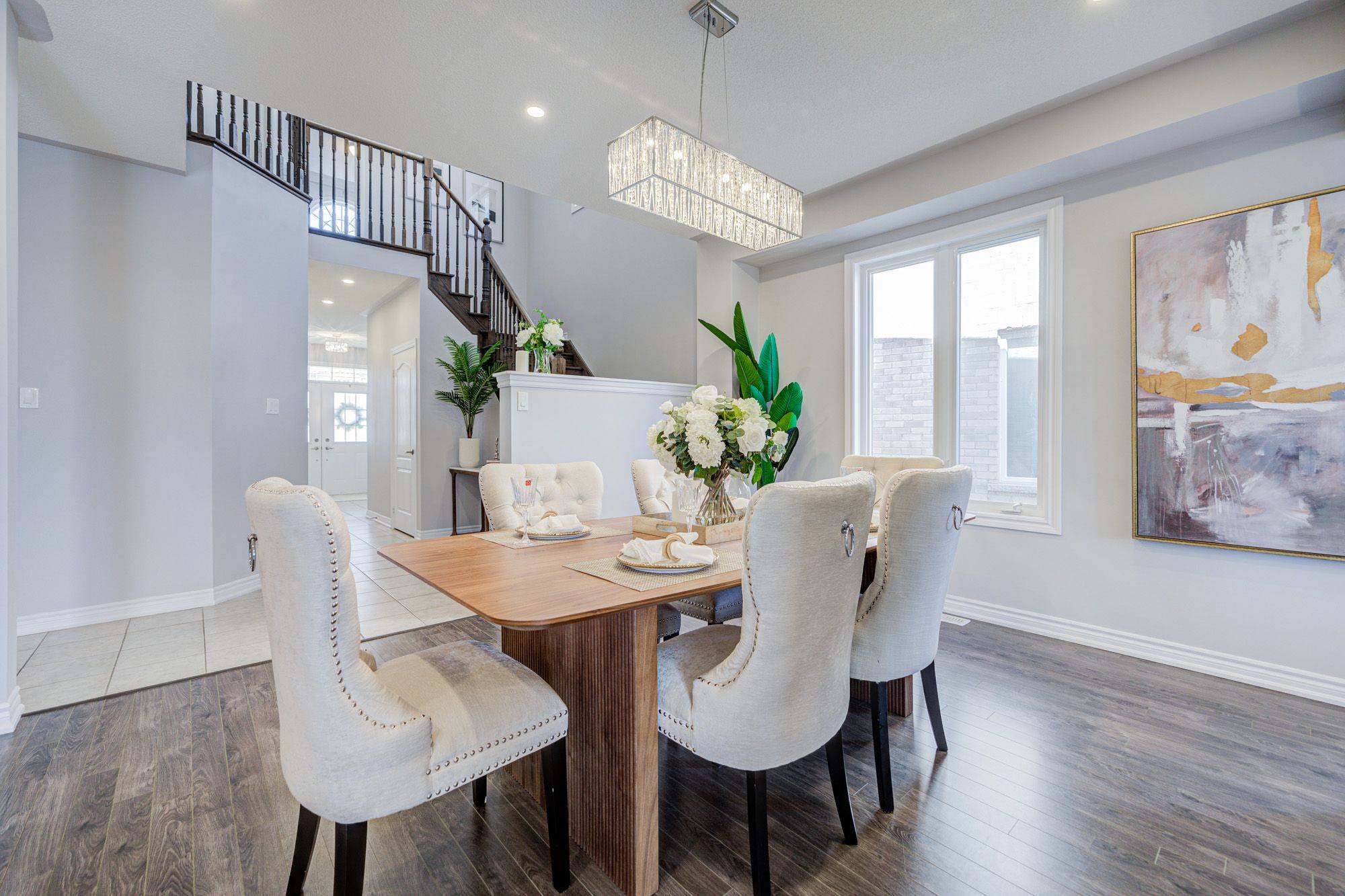 137 Brookview DR, Bradford West Gwillimbury, ON L3Z 0R9