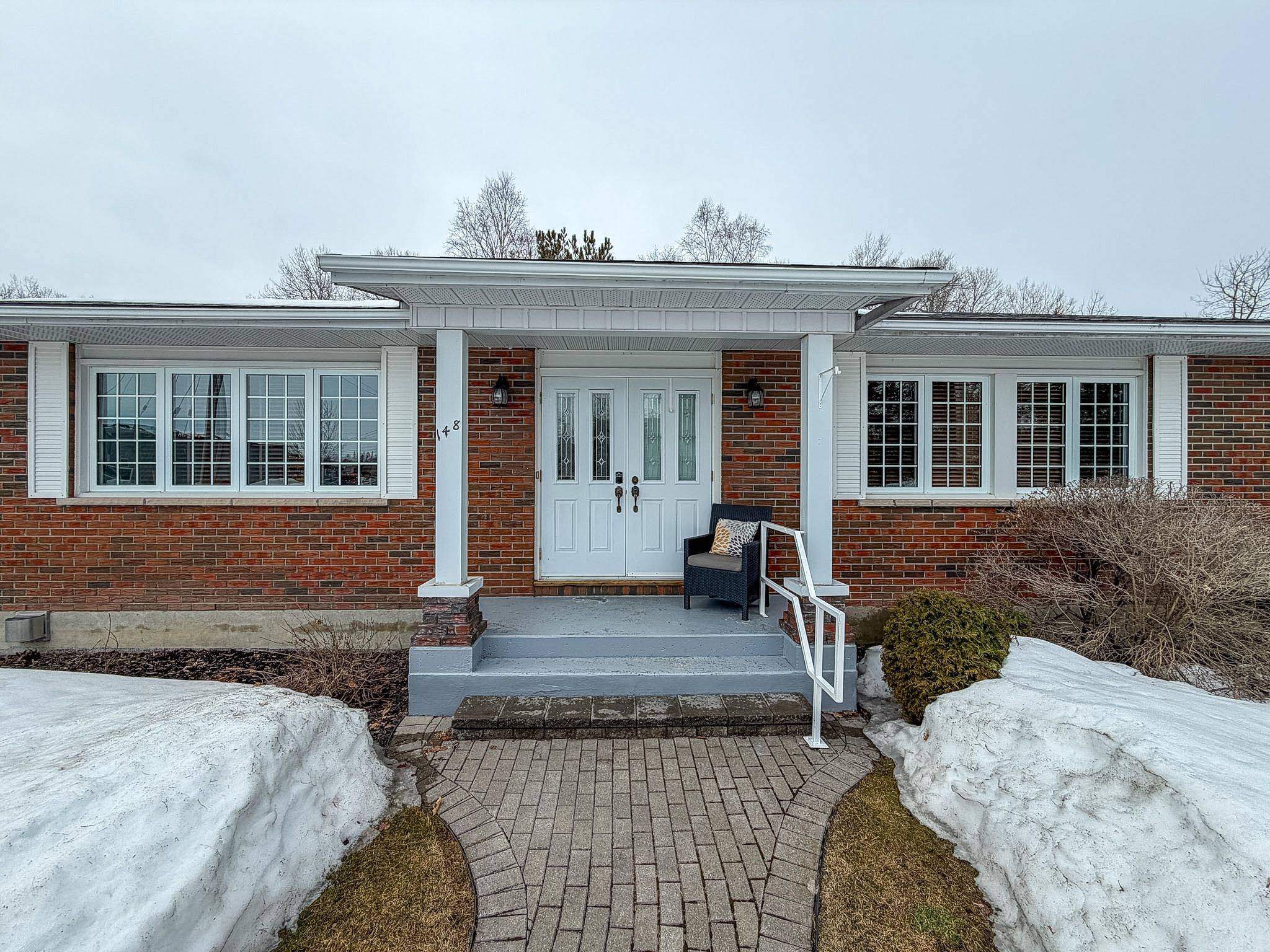 148 Jaffray ST, Temiskaming Shores, ON P0J 1P0