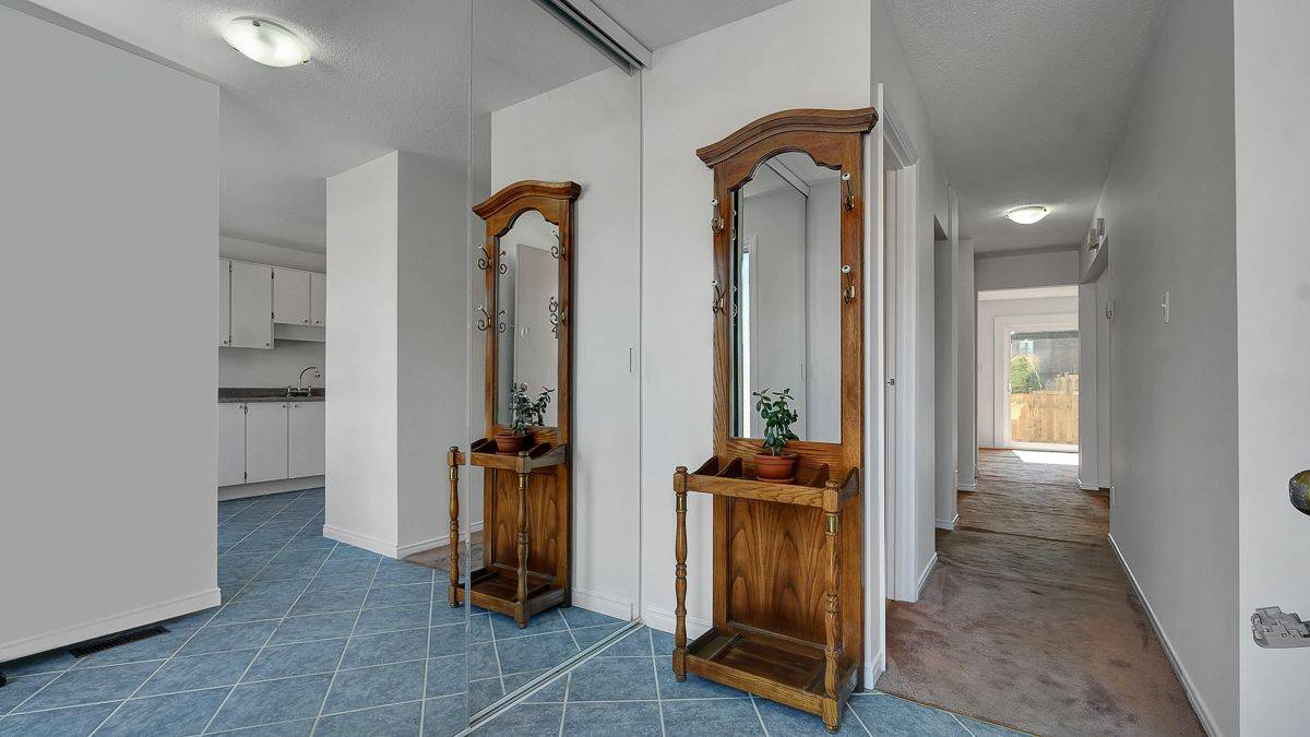 890 Cahill DR W #46, Hunt Club - Windsor Park Village And Area, ON K1V 9A4