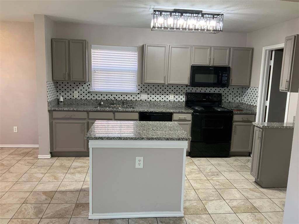 1175 Tomahawk Drive, Dallas, TX 75253