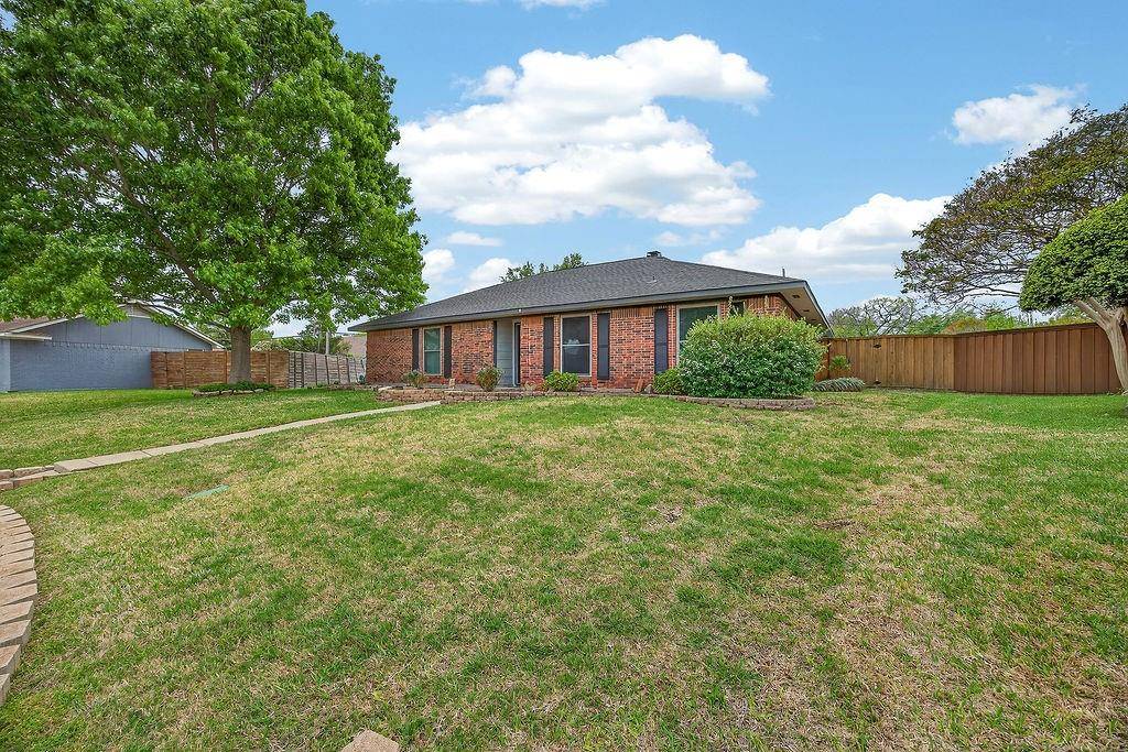 1706 Damian Way, Richardson, TX 75081