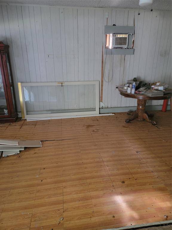 4805 Alandale Drive, Forest Hill, TX 76119