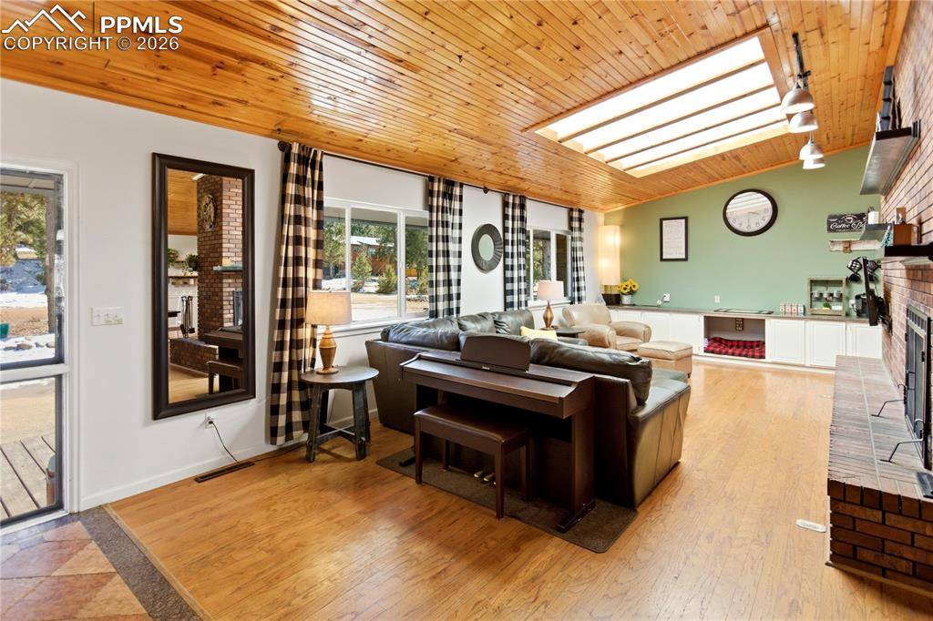 175 Piney Point LN, Woodland Park, CO 80863