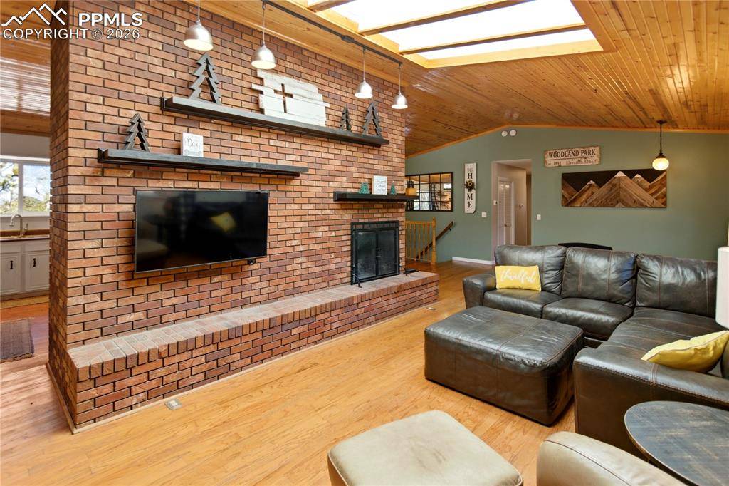 175 Piney Point LN, Woodland Park, CO 80863