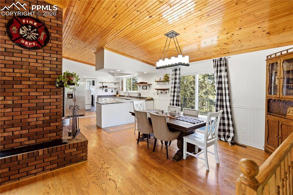 175 Piney Point LN, Woodland Park, CO 80863