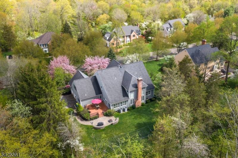 98 Bernard Dr, Bernards Twp., NJ 07920