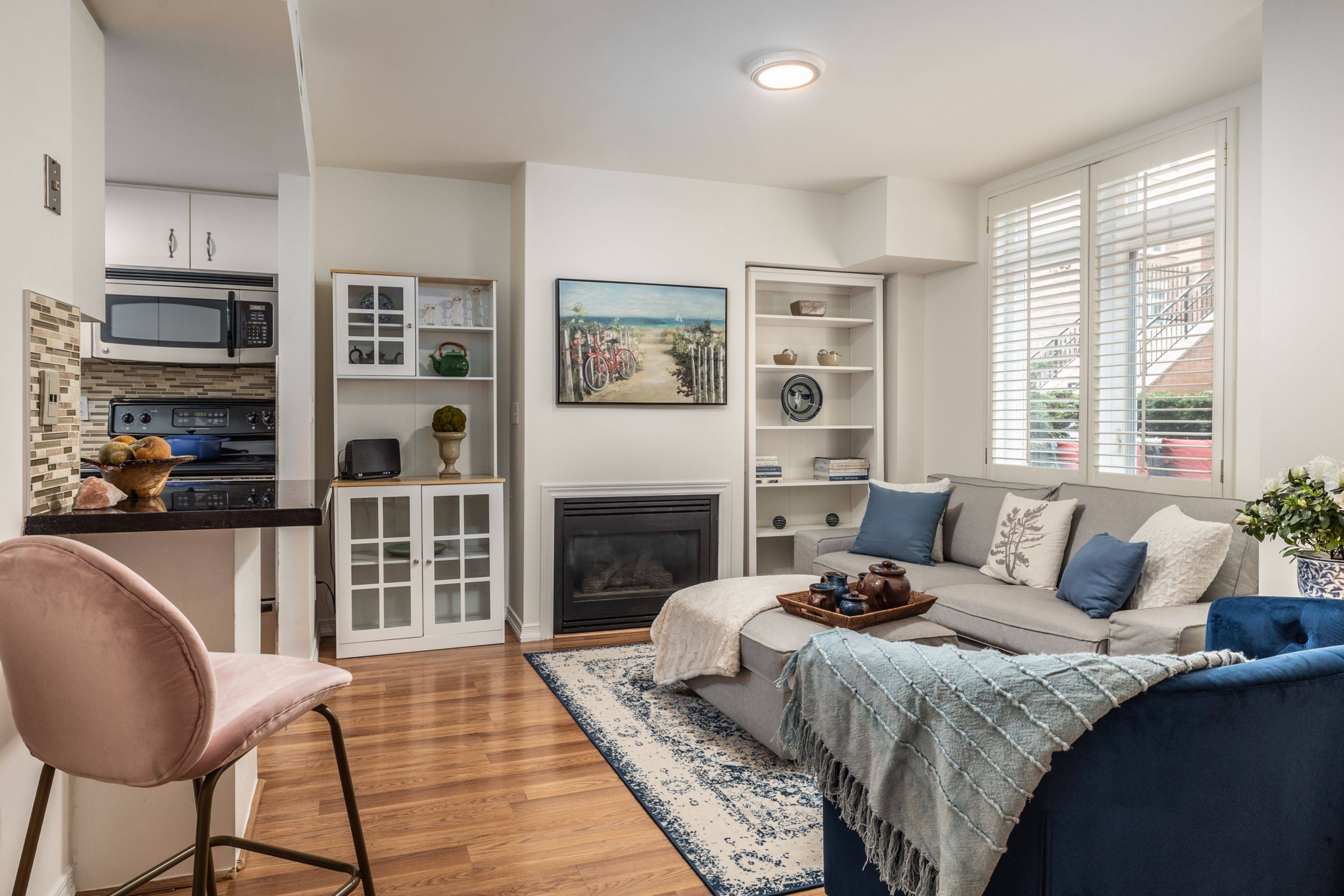 89 Lillian ST #02, Toronto C10, ON M4S 2H7