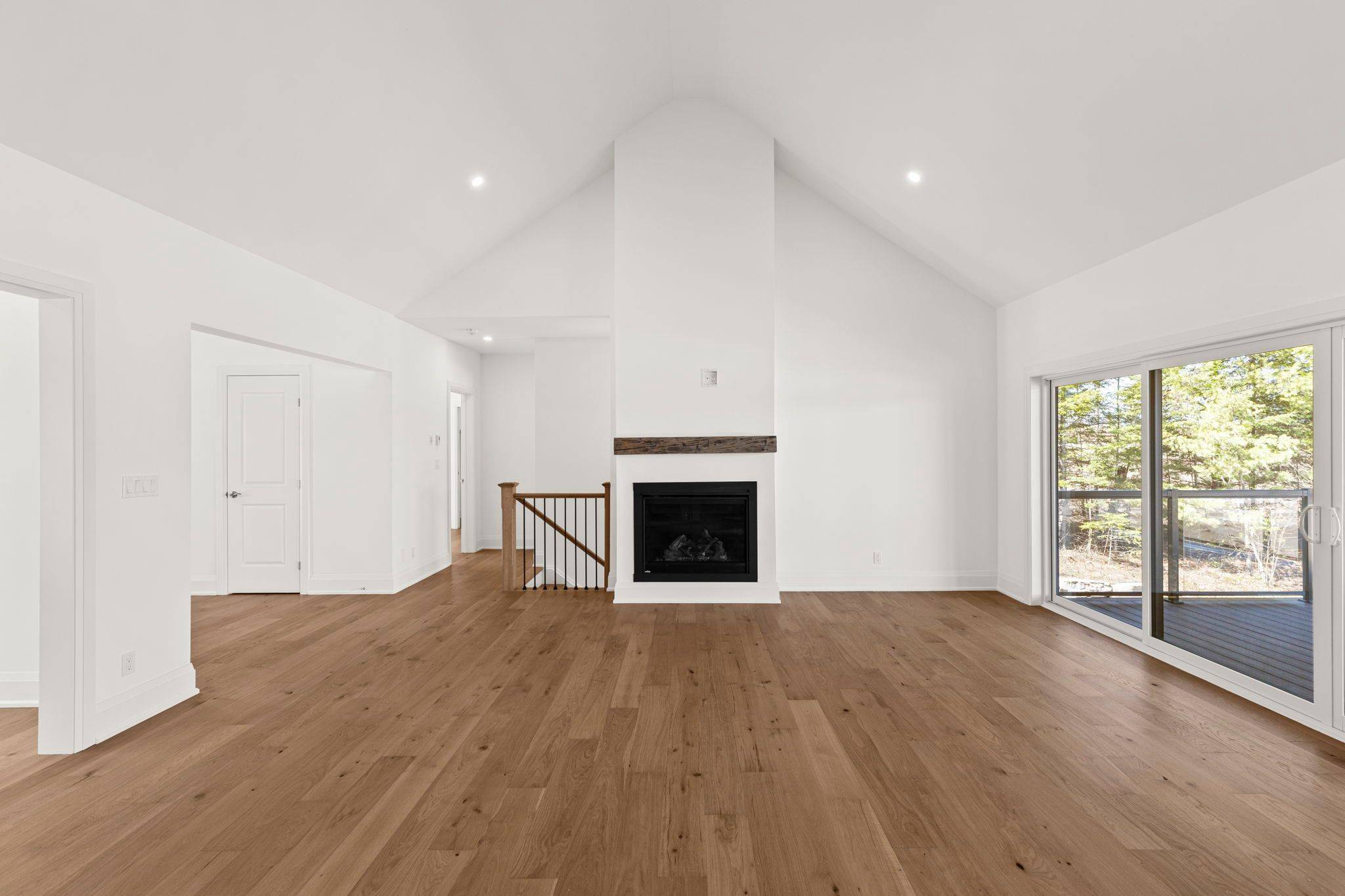 2 Friesian CT, Oro-medonte, ON L0K 1E0