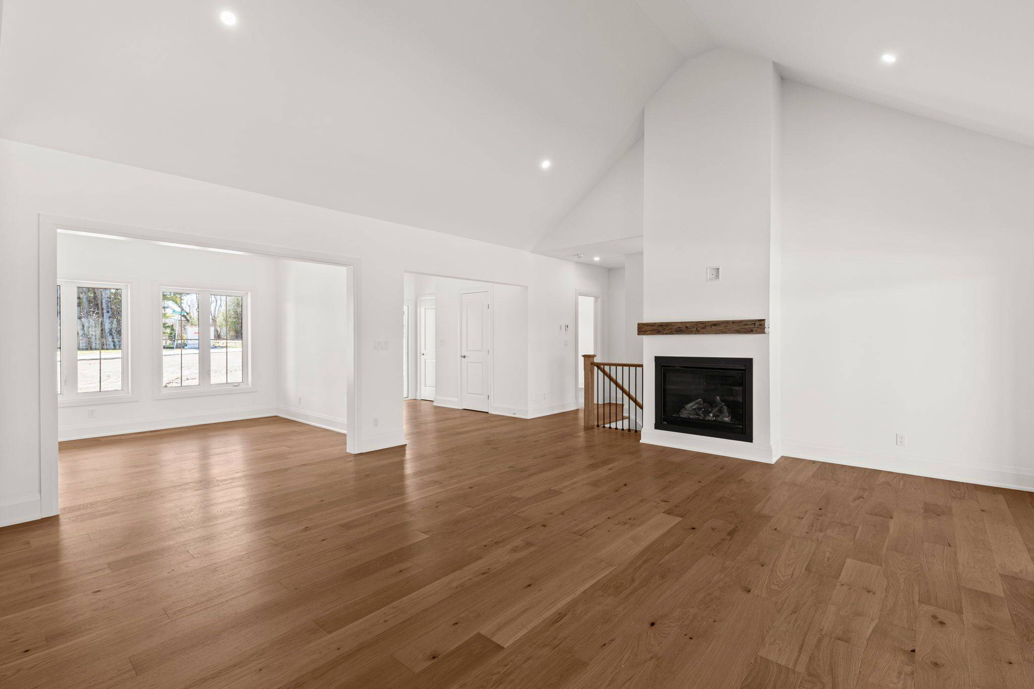 2 Friesian CT, Oro-medonte, ON L0K 1E0