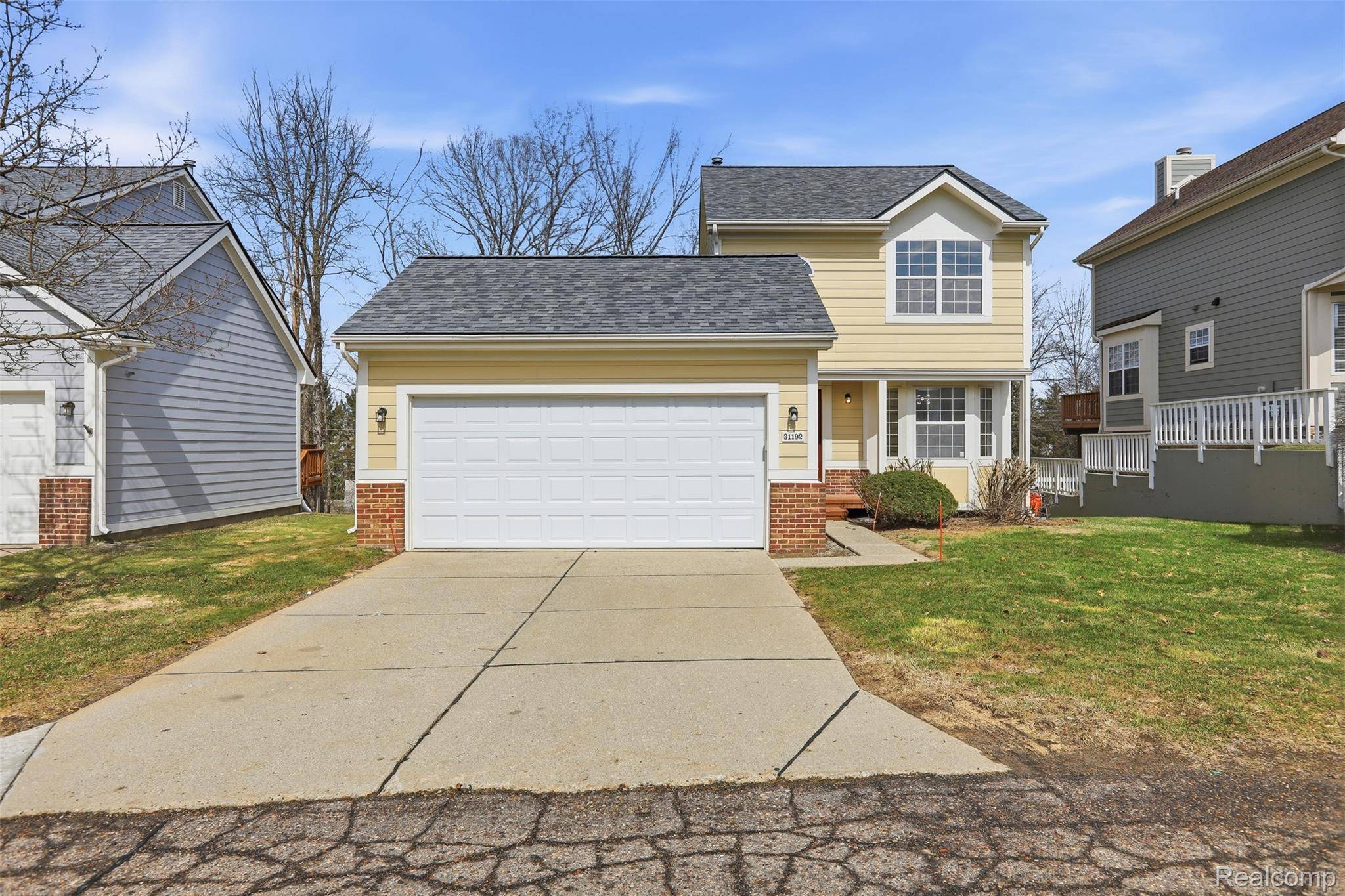 31192 Columbia DR, Novi, MI 48377