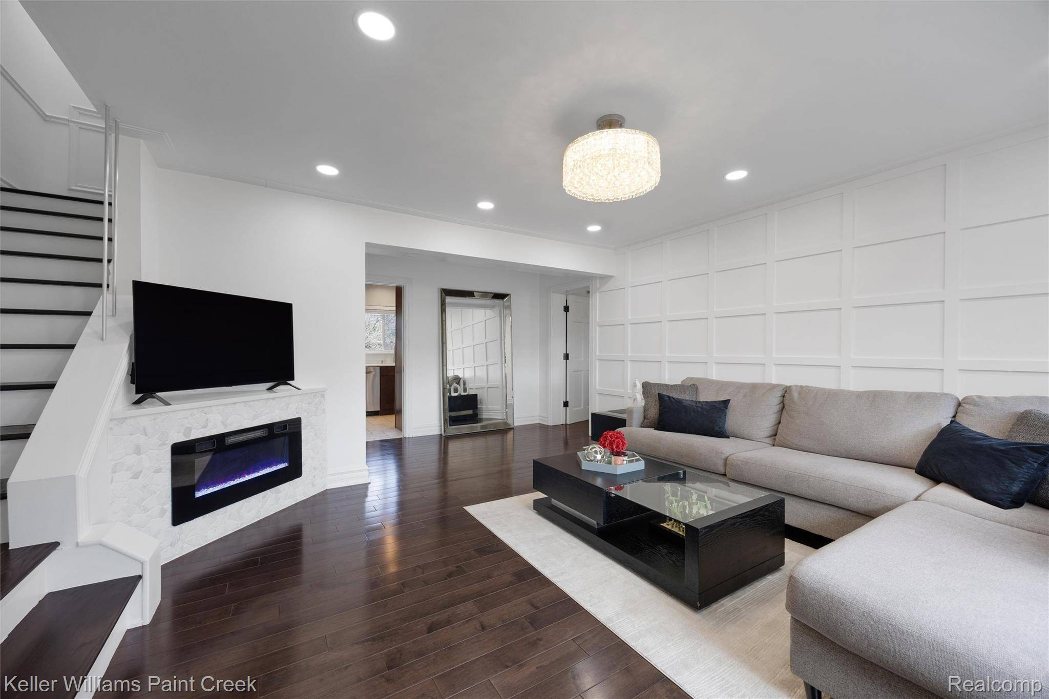 445 Miller AVE, Rochester, MI 48307