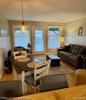 650 Conger ST #2, South Haven, MI 49090