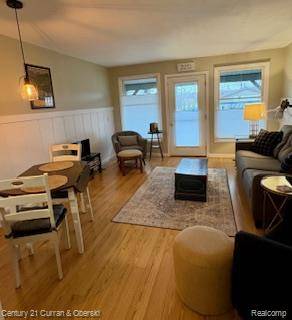 650 Conger ST #2, South Haven, MI 49090