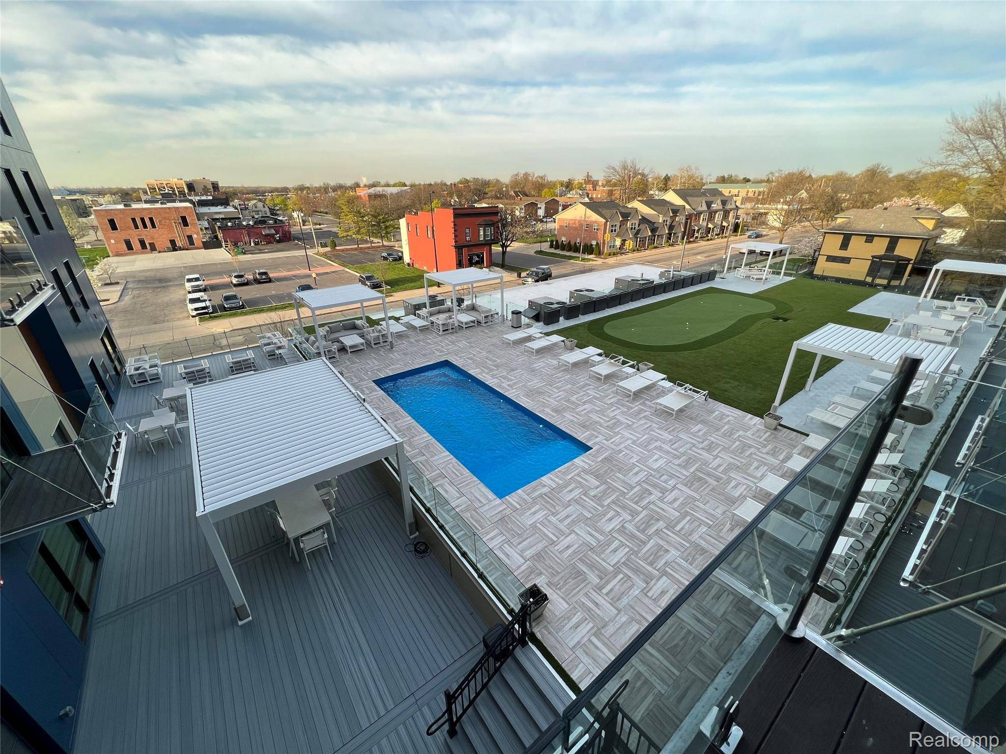 166 Oak ST #410, Wyandotte, MI 48192