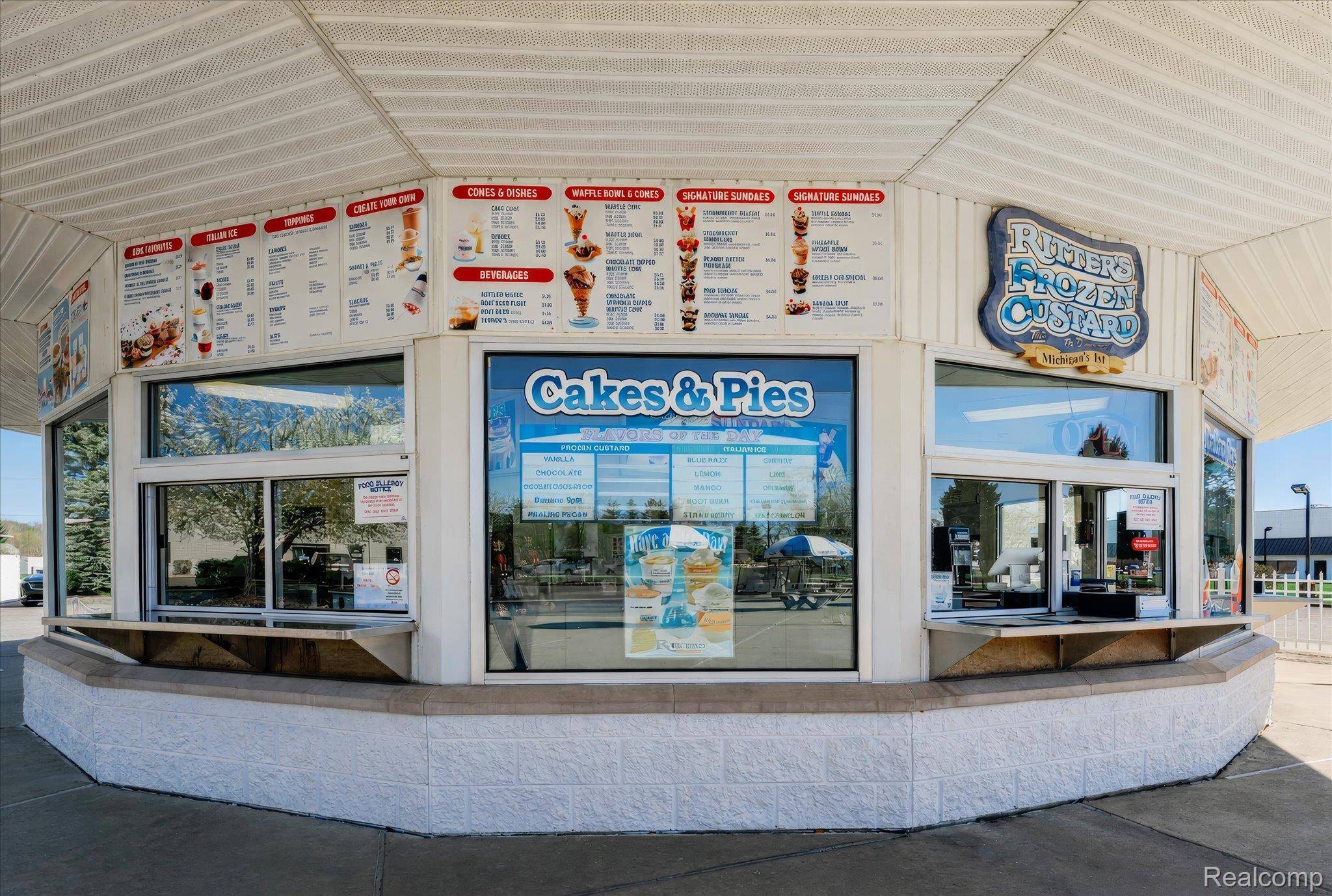 5962 Meridian BLVD, Brighton Township, MI 48116