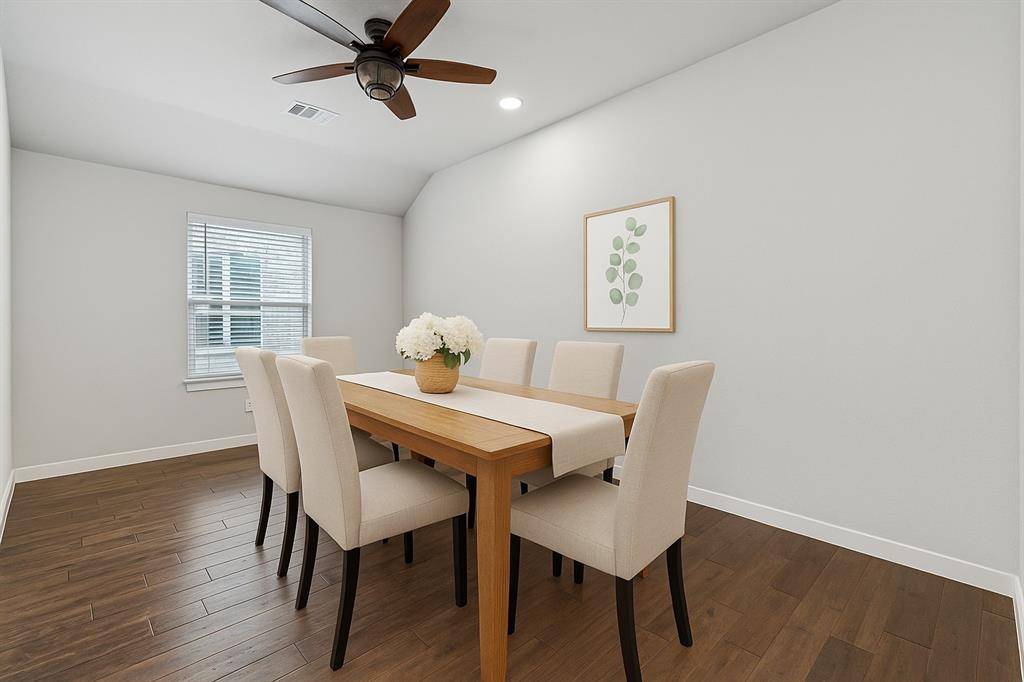 1813 Drover Creek Road, Aubrey, TX 76227