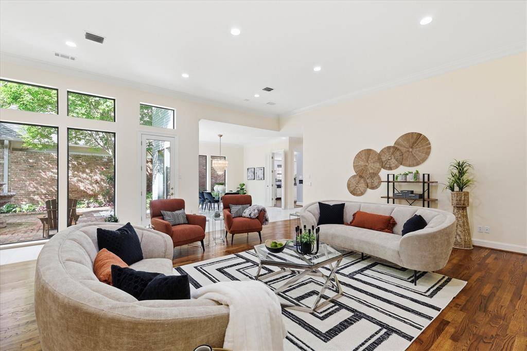 5020 Briar Tree Drive, Dallas, TX 75248