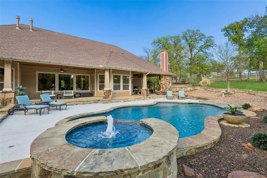 2520 Britt Drive, Argyle, TX 76226